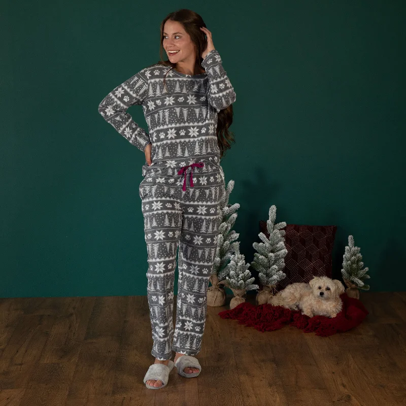 95840-winter-paw-print-pajama-set