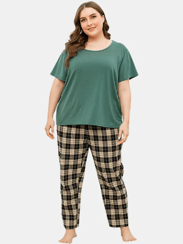 plus-size-women-solid-color-short-sleeve-top-plaid-print-two-piece-home-pajama-set