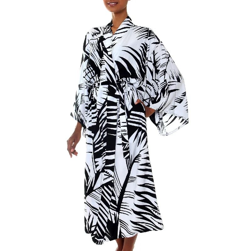 white-tiger-black-and-white-long-rayon-robe