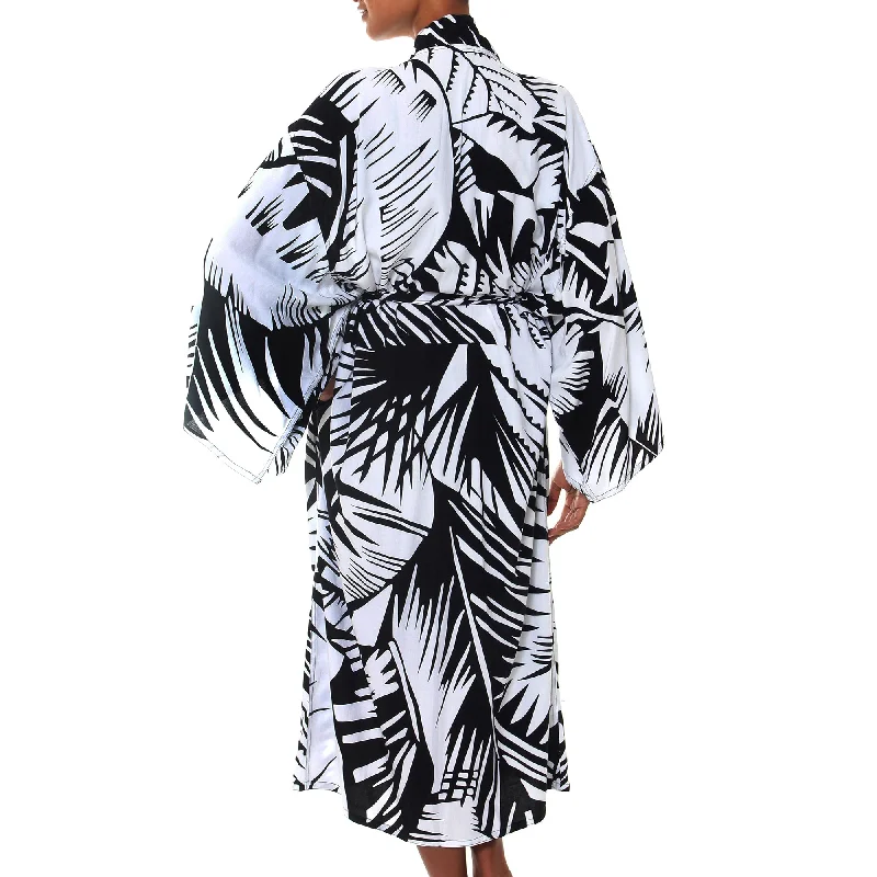 white-tiger-black-and-white-long-rayon-robe