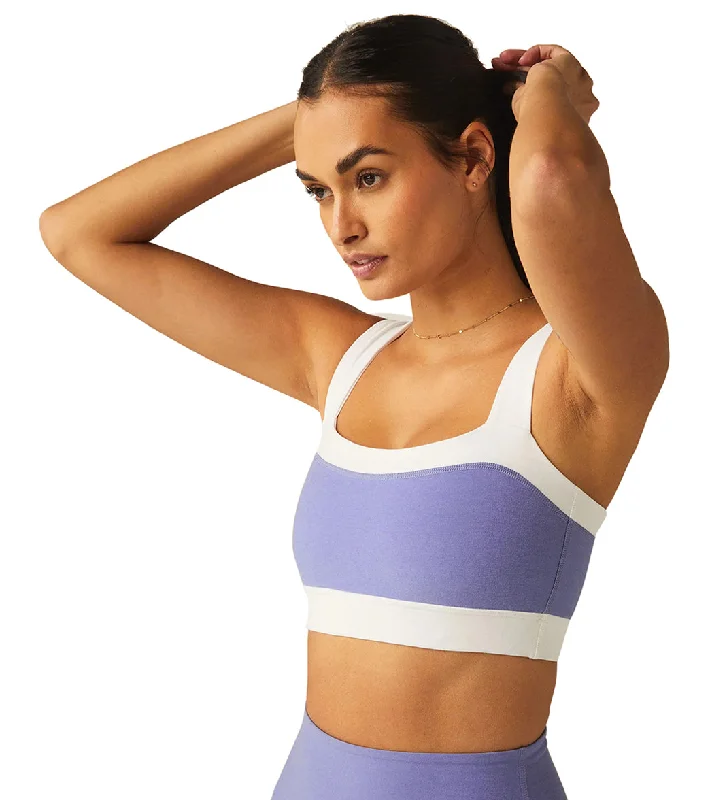 beyond-yoga-spacedye-horizon-colorblock-bra-8221459-periwinkle-cloud-htr-cloud-white