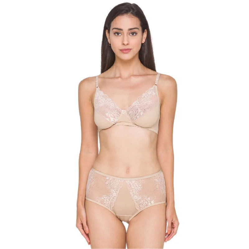 Women Beige Lace Lingerie Set CSINSET03